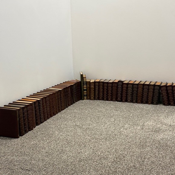 Classic Brown Hardcover vintage Book collection - mostly readers digest 47 books - Picture 6 of 12